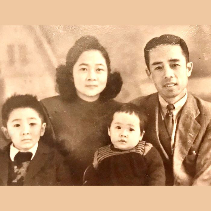 Henry Chen as a child with his family.