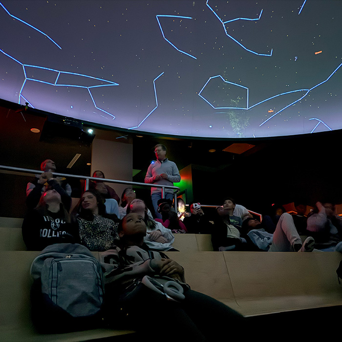 Planetarium class at TU