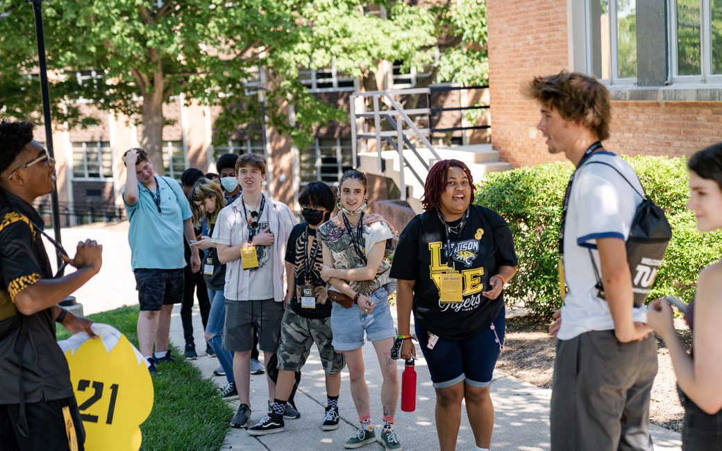 Students walking around on campus