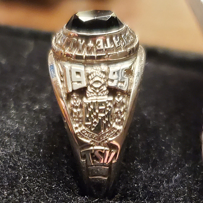 Class ring