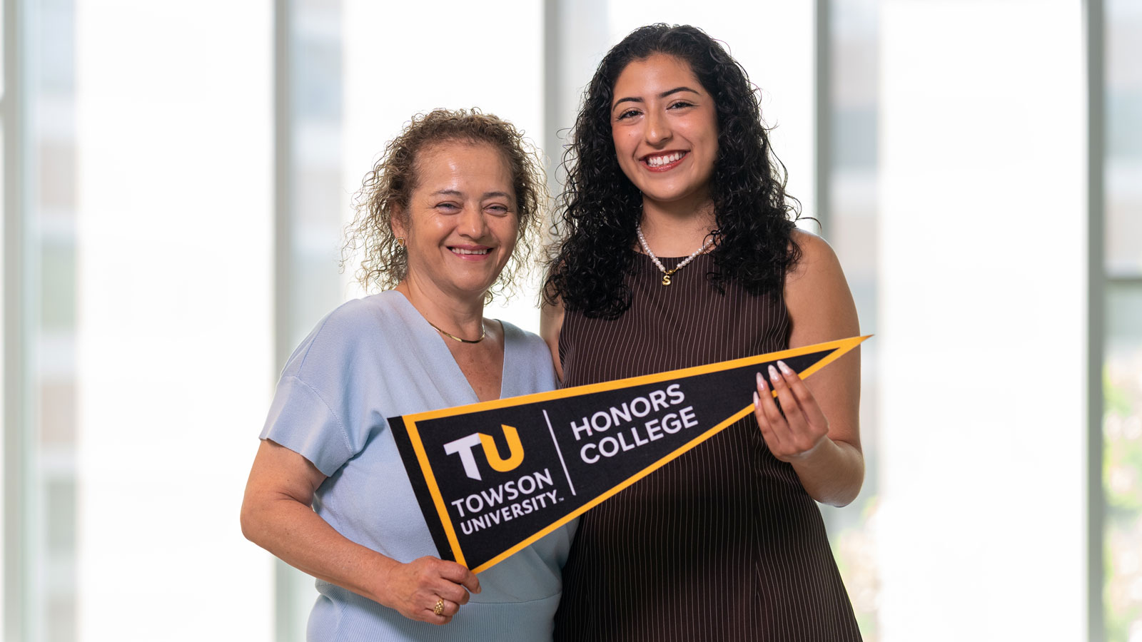 Stephanie Duque and her mom