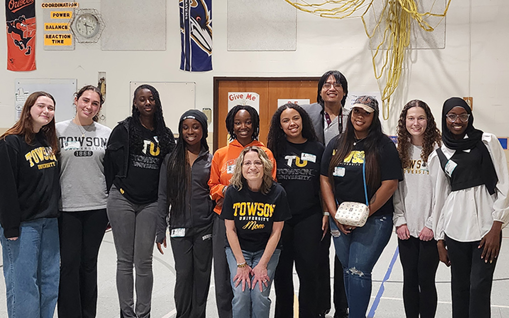 Mentors pose for a picture.